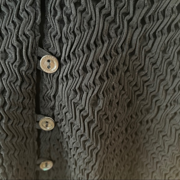 Rayure Black button down long sleeve cinched top - Picture 4 of 6